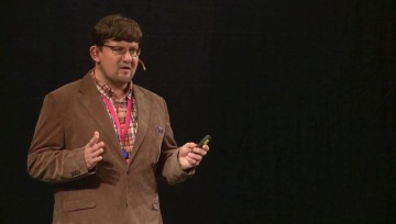 Na fotce je Radek Pavlíček zachycený na přednášce pro WebExpo.